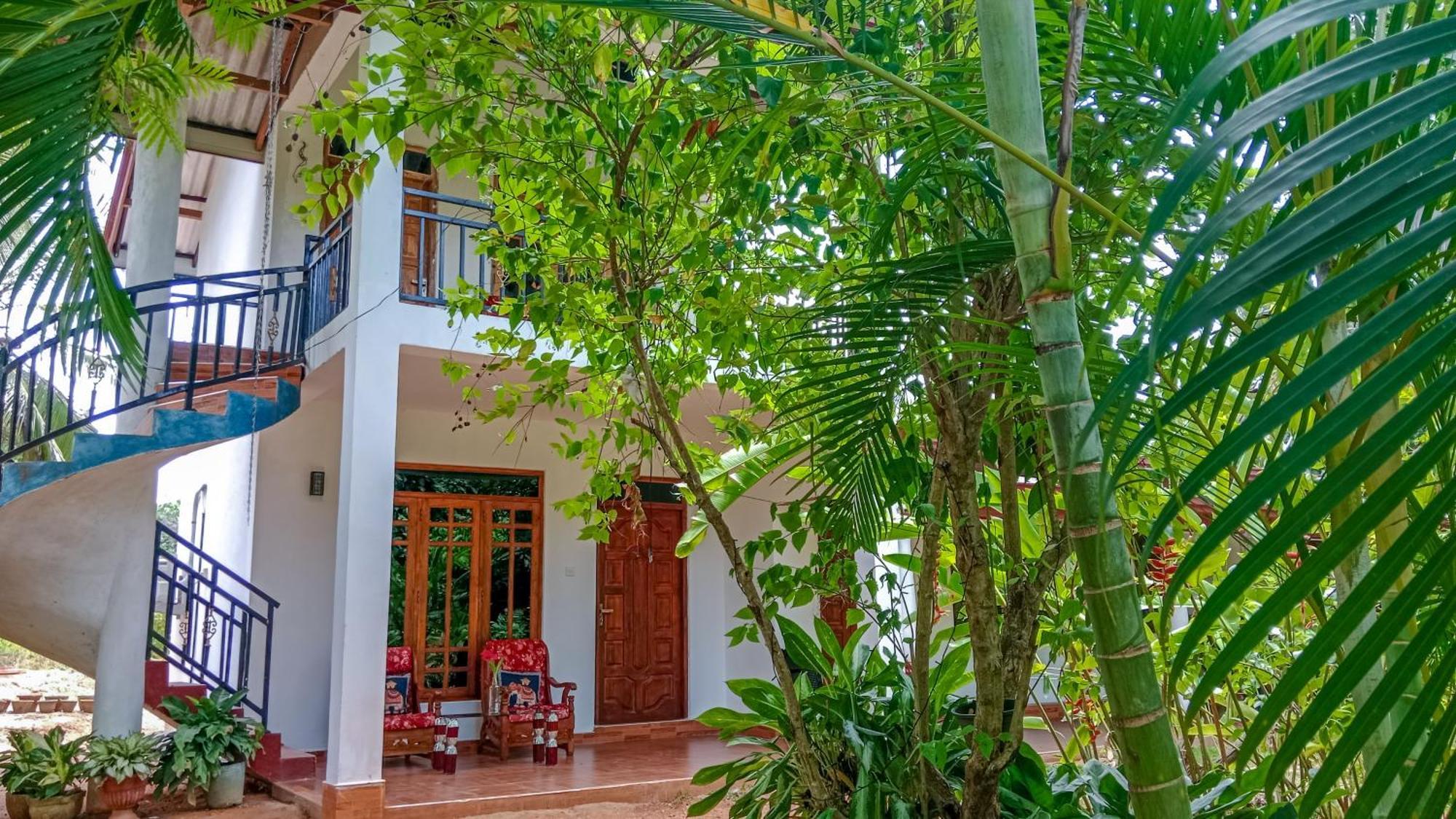 Gimhana Homestay 锡吉里亚 外观 照片