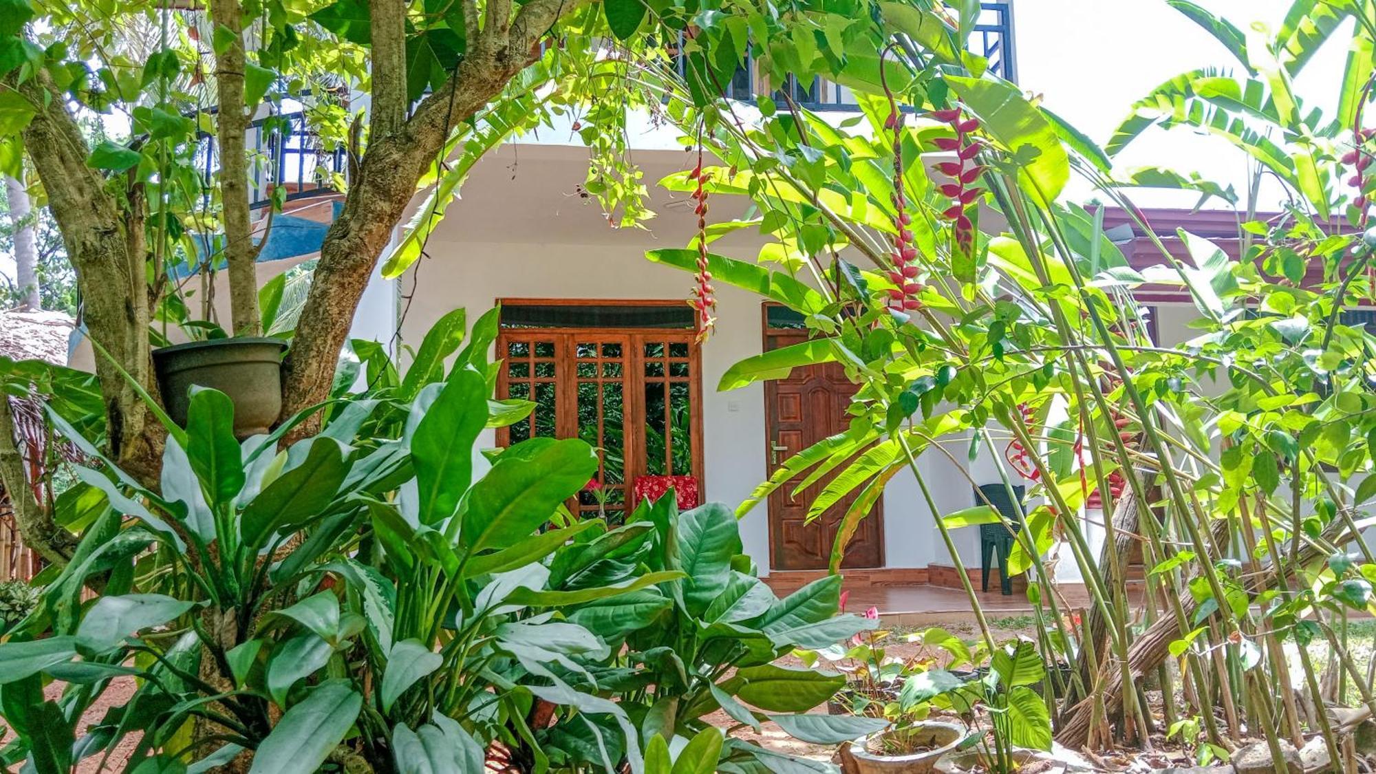 Gimhana Homestay 锡吉里亚 外观 照片