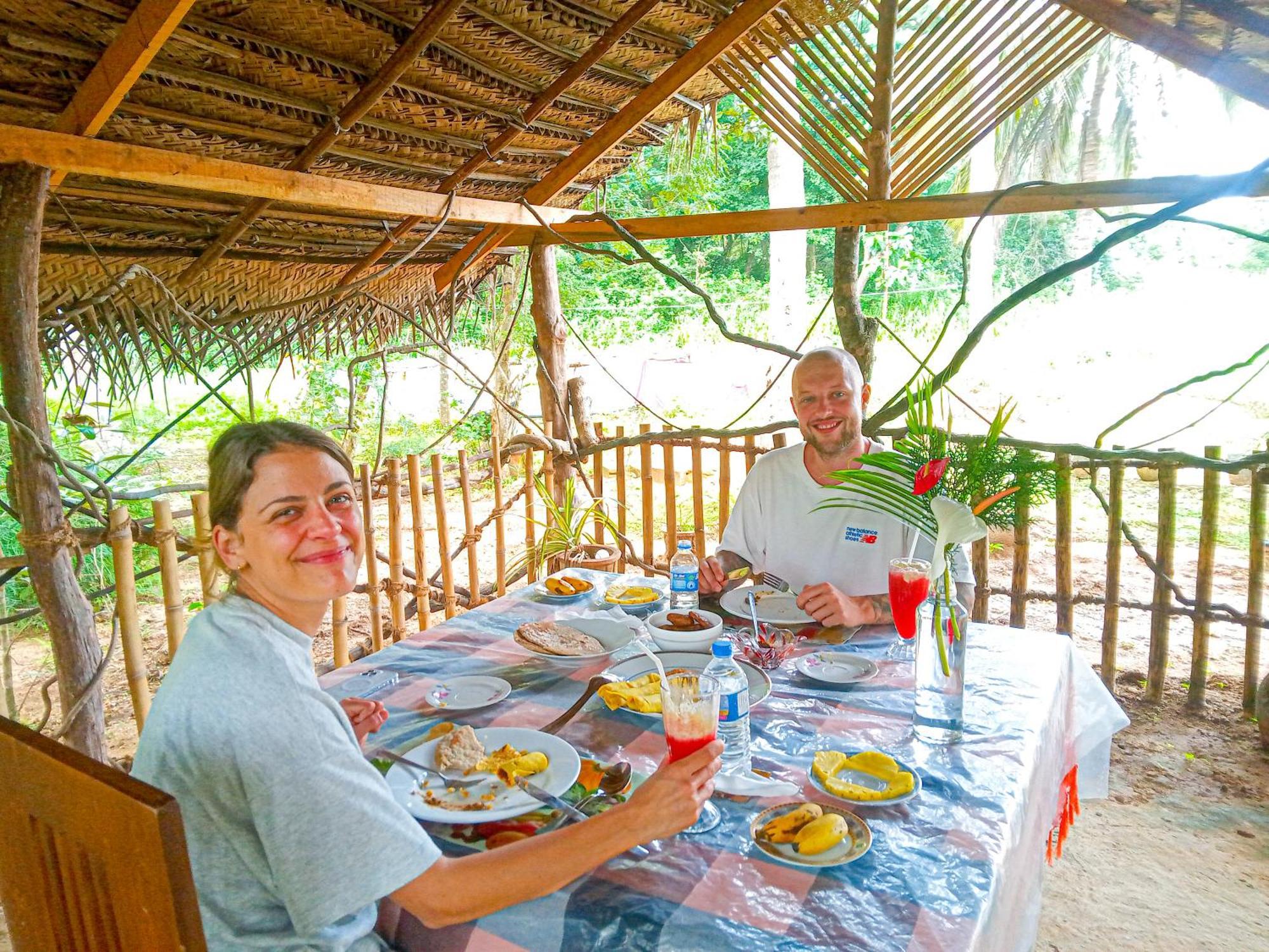 Gimhana Homestay 锡吉里亚 外观 照片