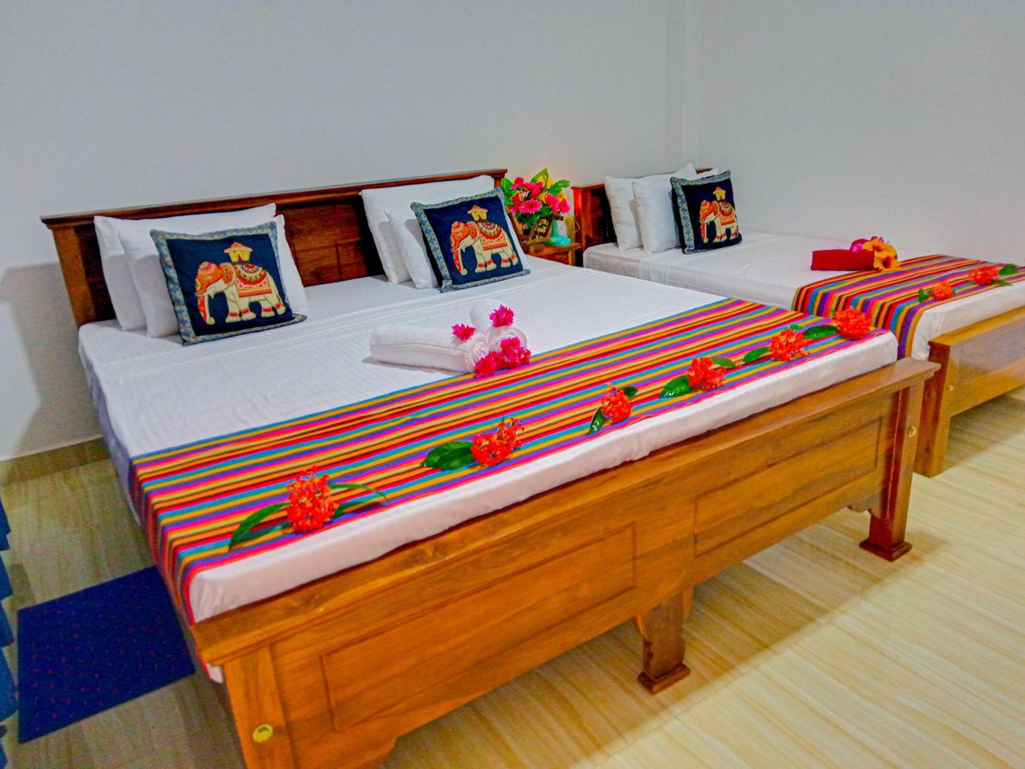 Gimhana Homestay 锡吉里亚 外观 照片