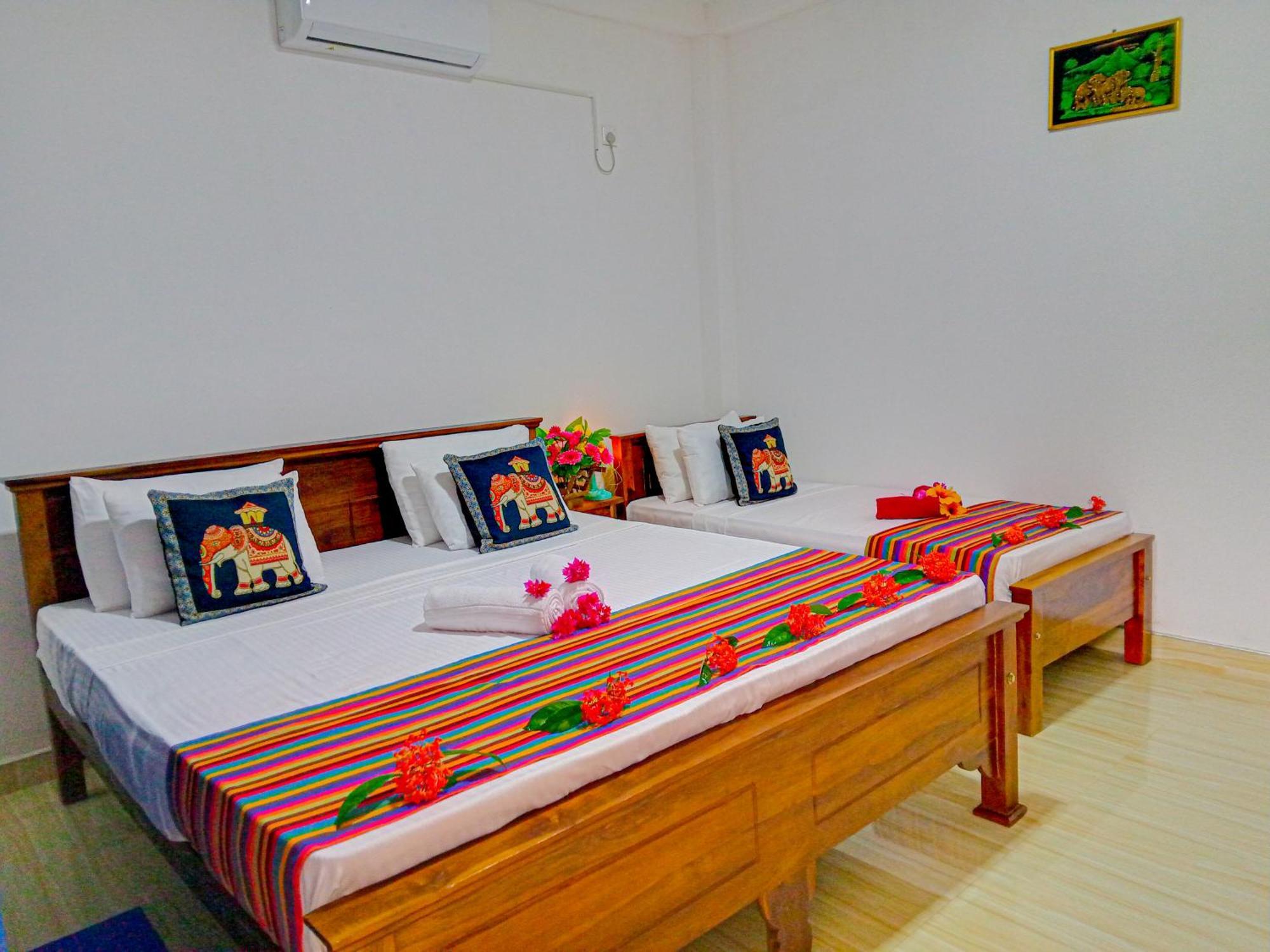Gimhana Homestay 锡吉里亚 外观 照片